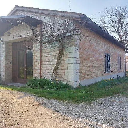 L'officina Di Leo - Casale Con Giardino 3* Cagli
