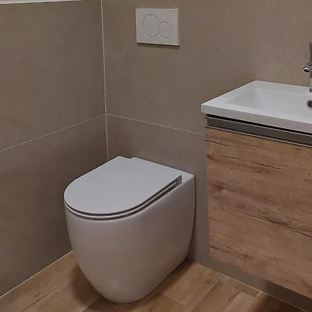 L'officina Di Leo - Casale Con Giardino 카글리