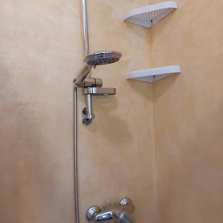 L'officina Di Leo - Casale Con Giardino Penzion