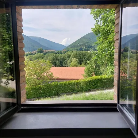 L'officina Di Leo - Casale Con Giardino Cagli
